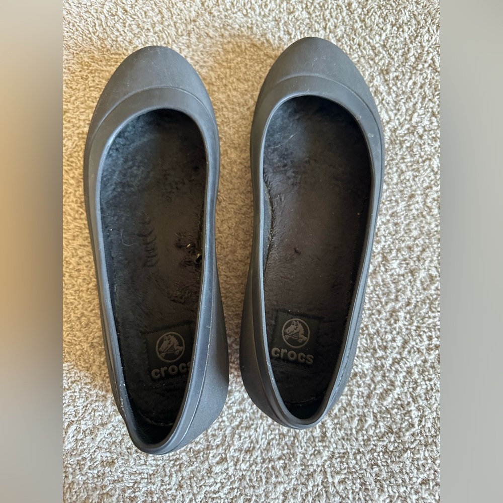 Crocs Mammoth Ballet Flat Womens 8 Black Shoes Faux Fur Lined Round Toe Slip on